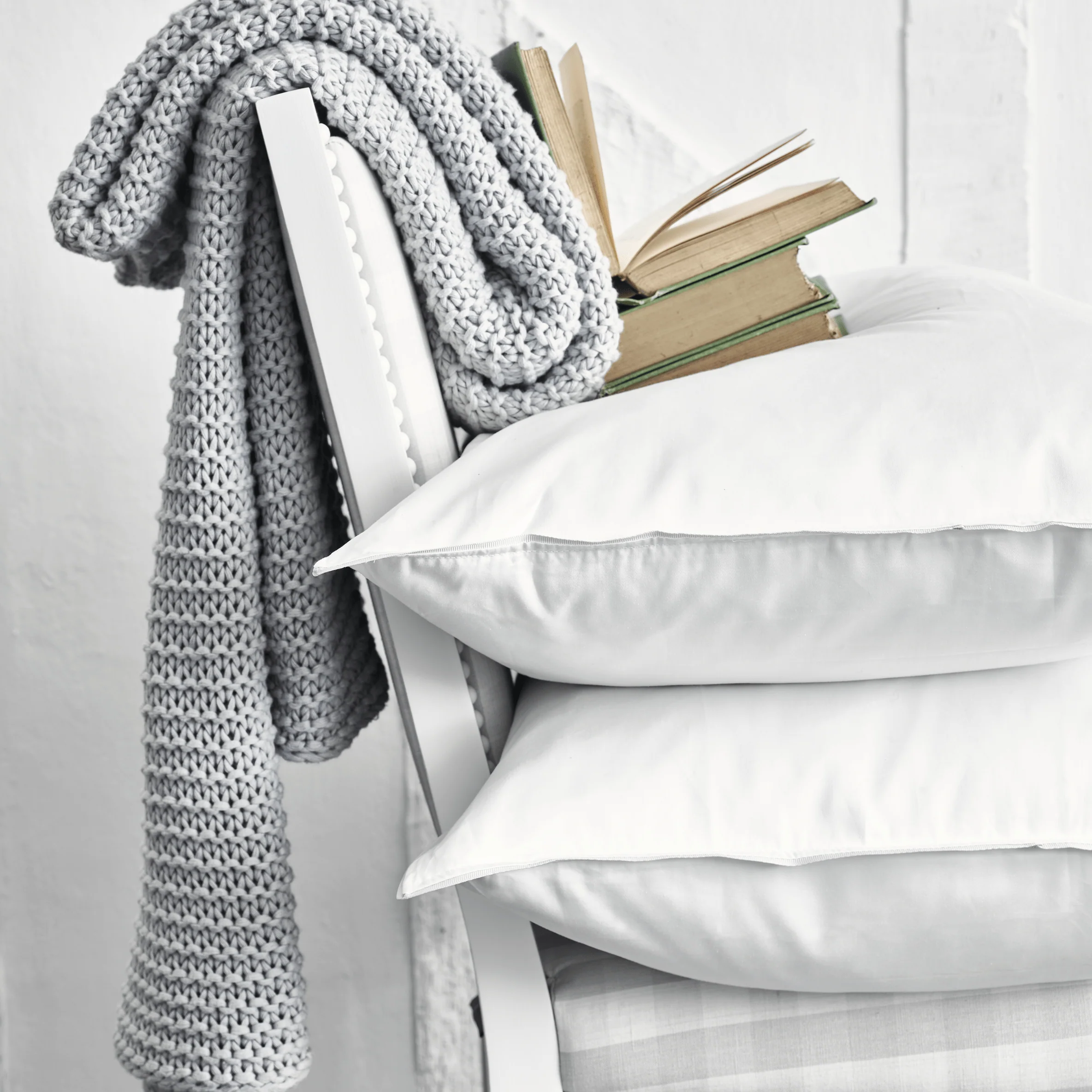 Albertine Pillowcase, Set of 2, Lily