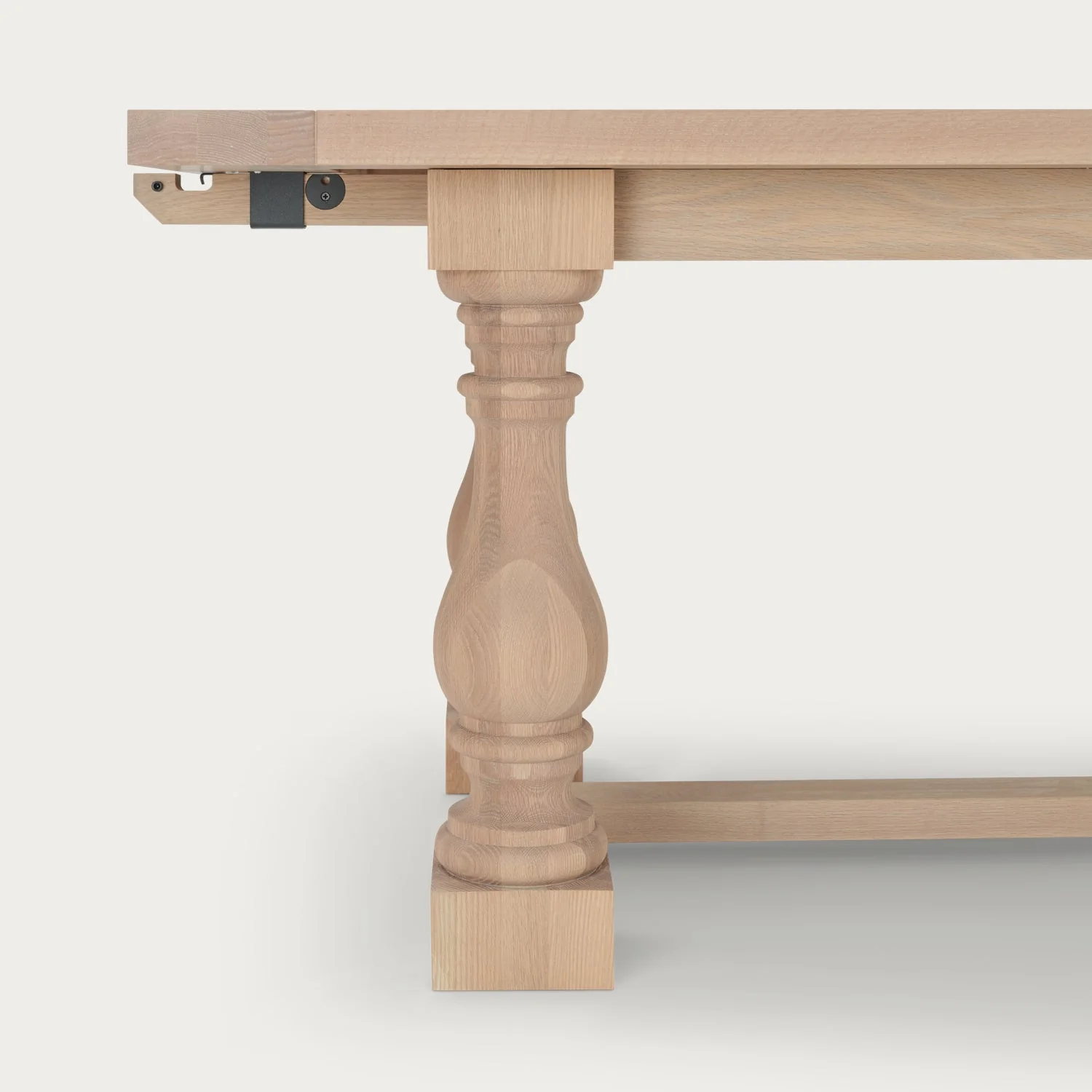 Balmoral 6-10 Seater Extendable Oak Dining Table - Image 4