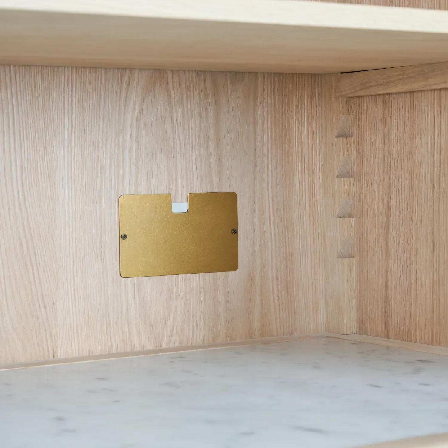 Borough Freestanding Oak Double Kitchen Larder with Marble insert - Image 23