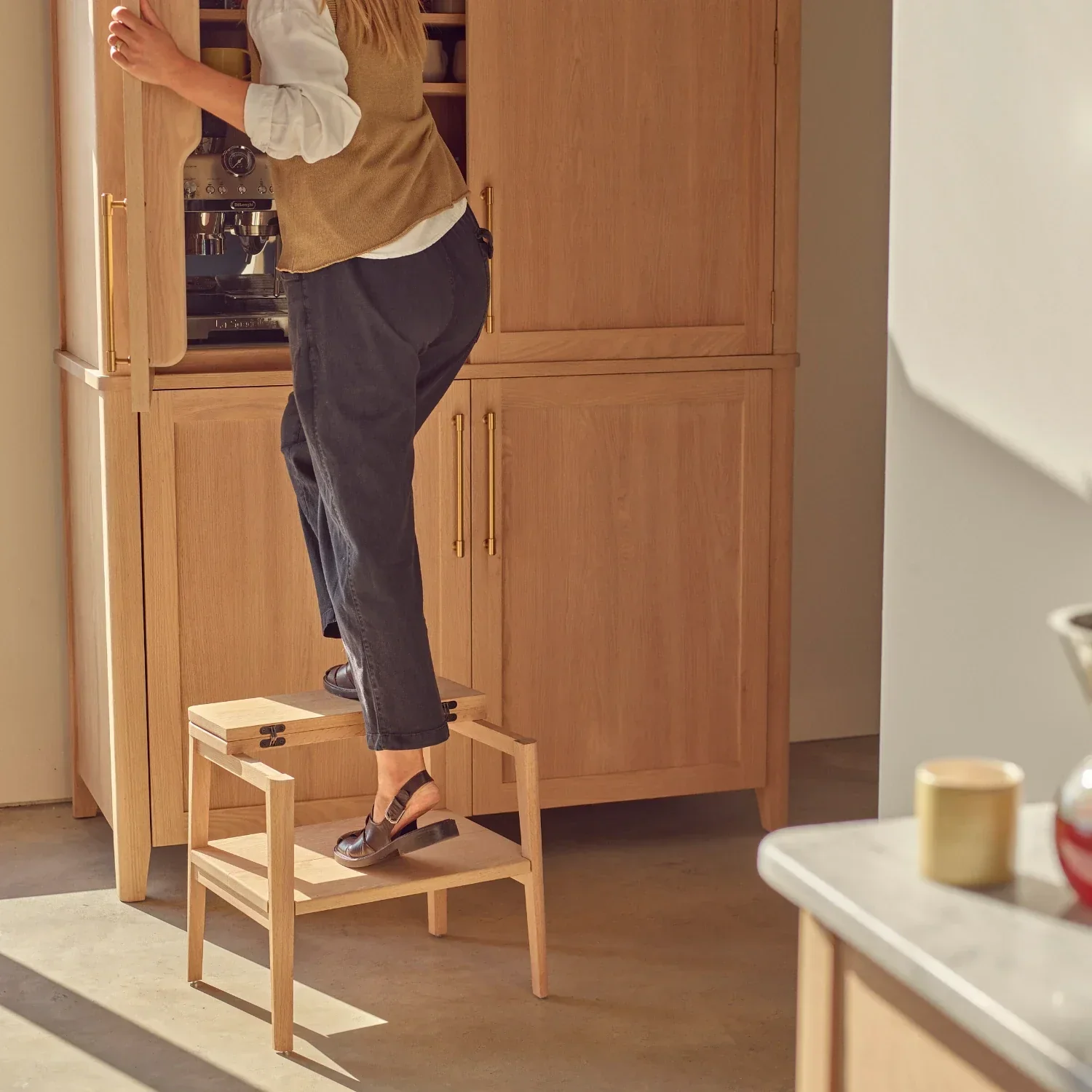 Borough Oak Folding Step Stool - Image 2