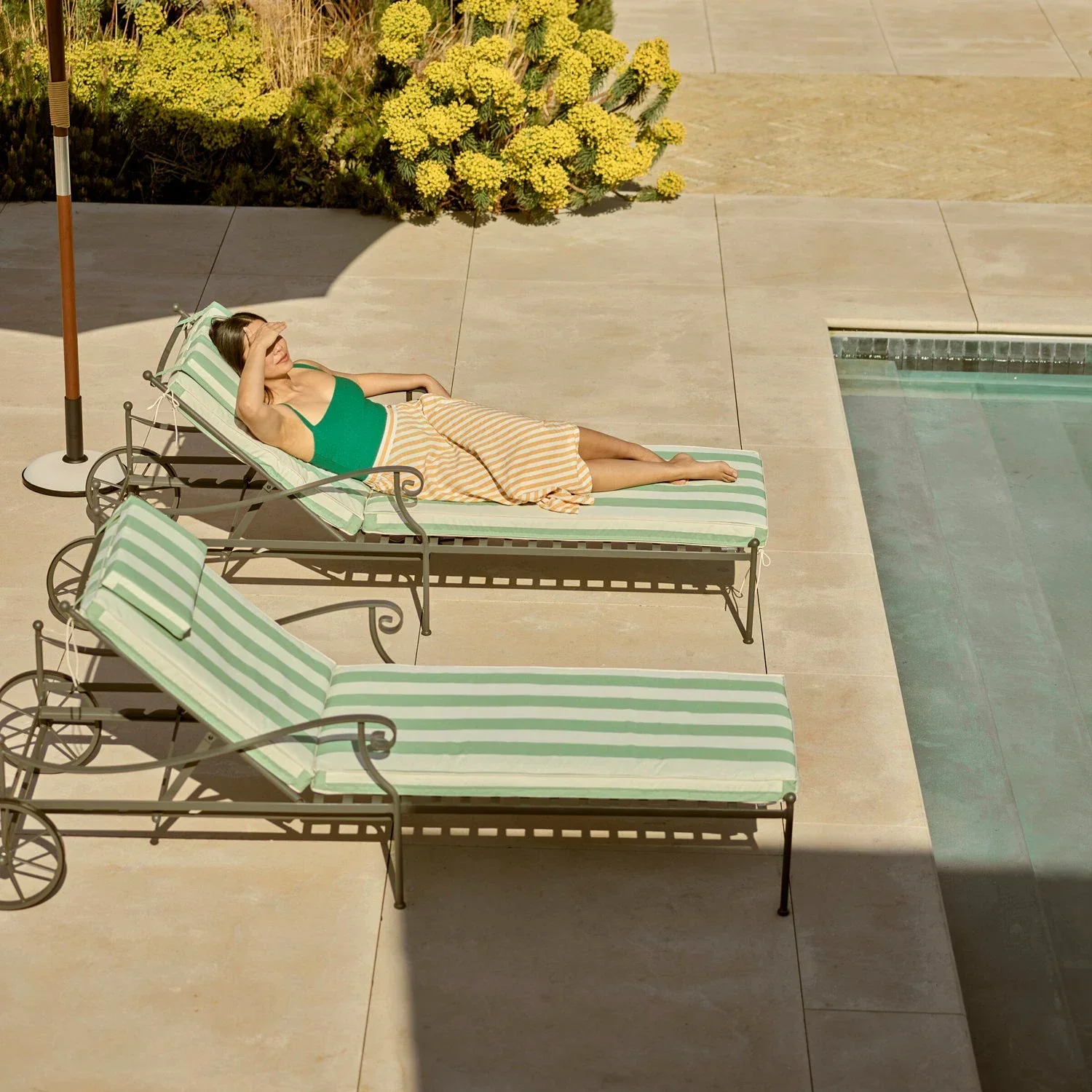 Cheltenham Metal Sun Lounger, Green Stripe