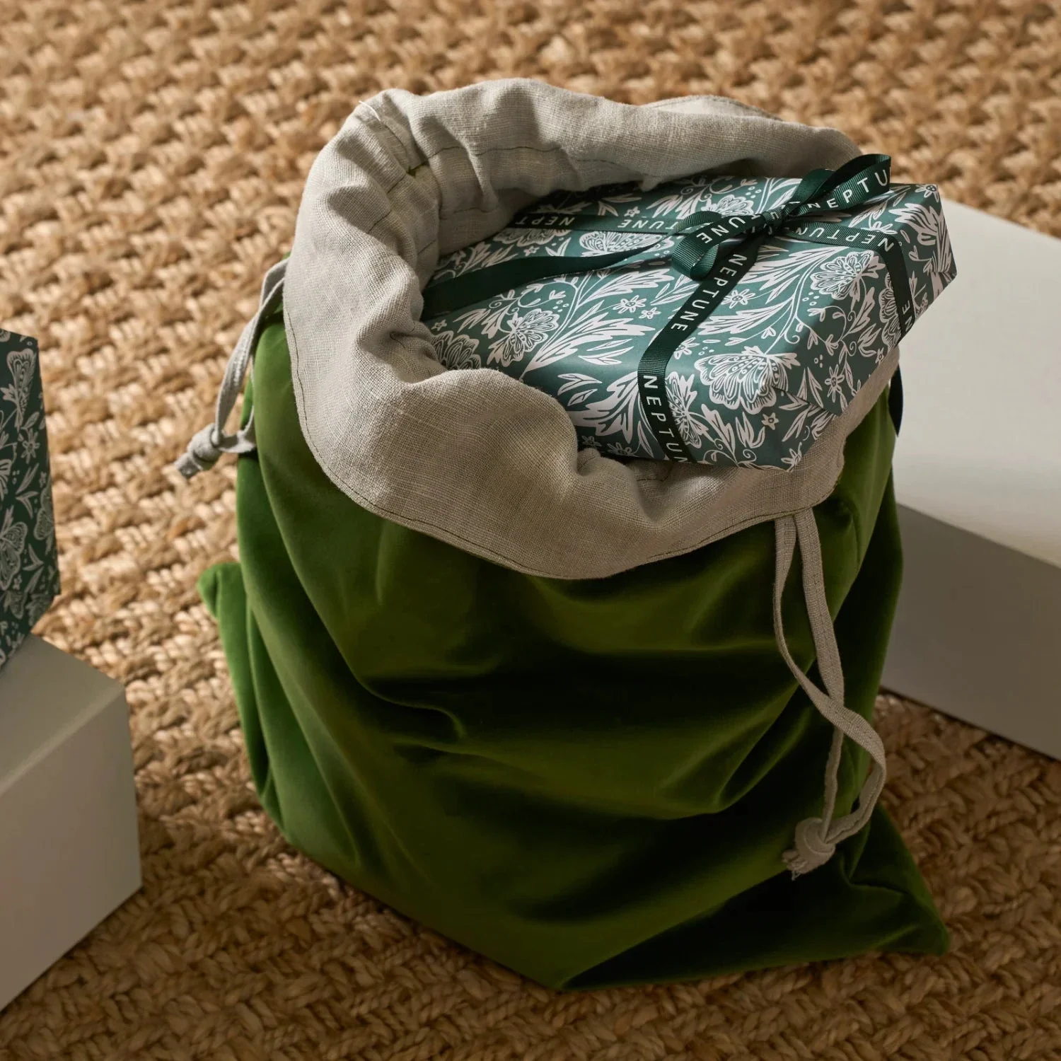 Elden Velvet Christmas Sack, Mallard - Image 2