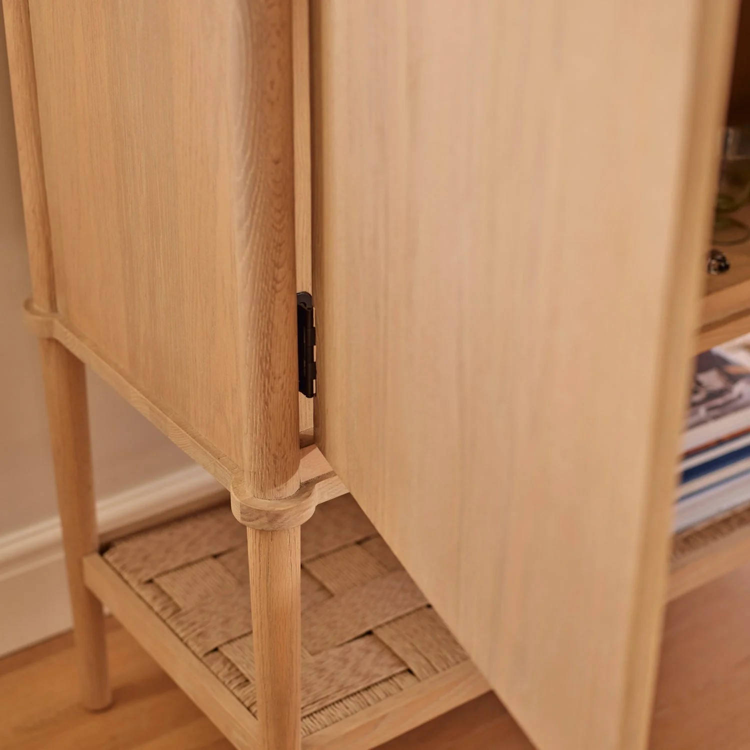 Frome Oak Drinks & Storage Cabinet, Natural Oak - Image 10