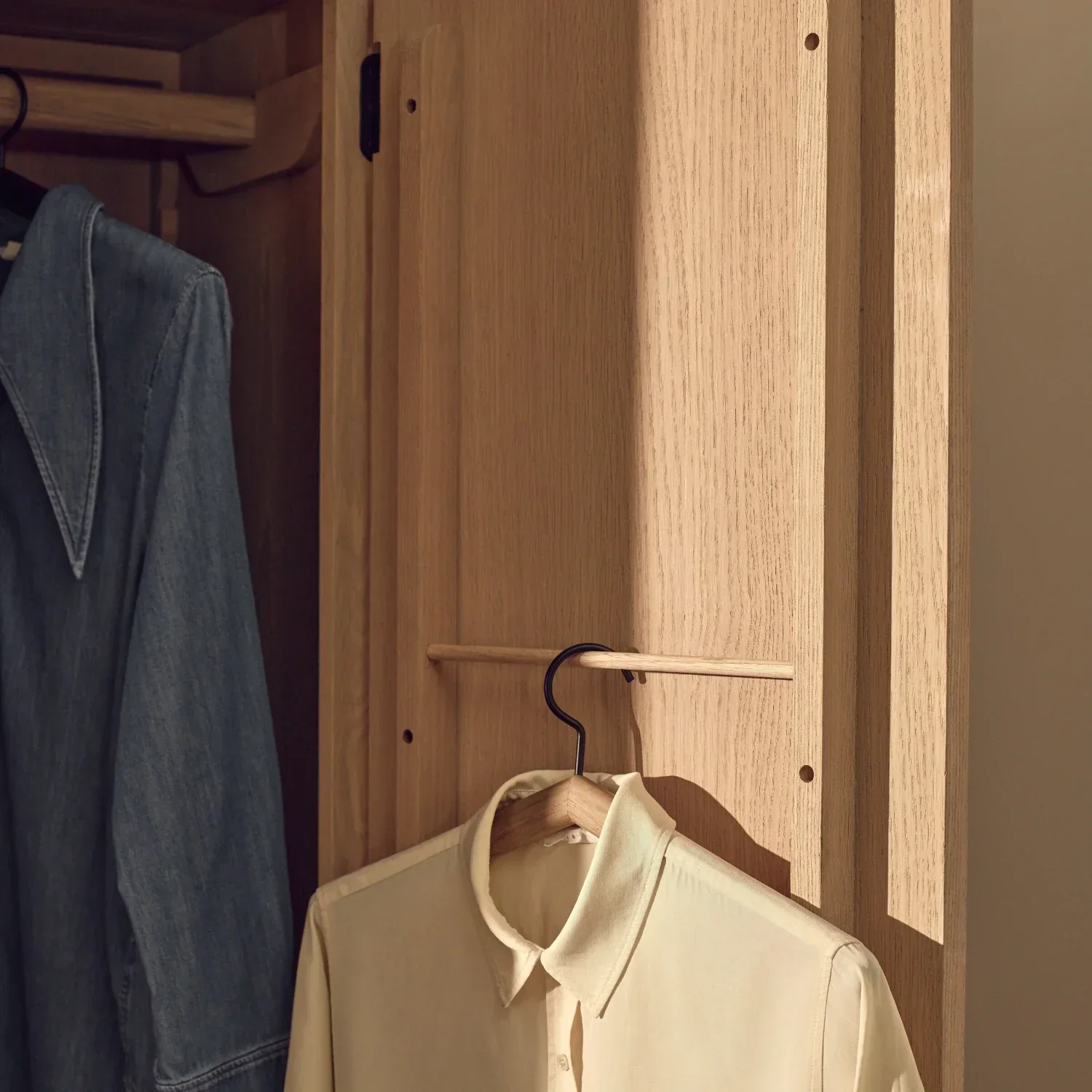 Frome Double Oak Wardrobe, 103cm - Image 5