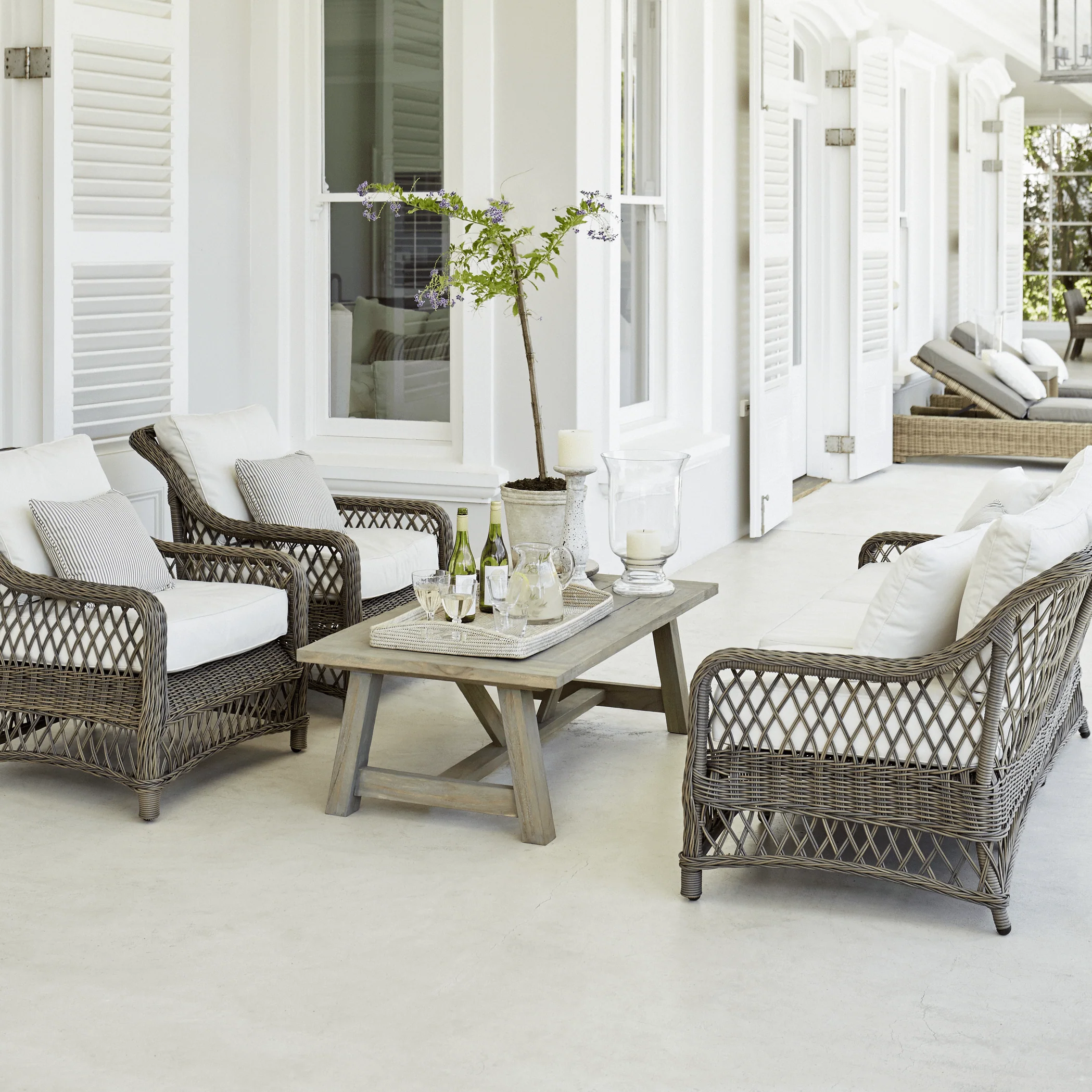 Harrington 5 Seater Wicker Garden Sofa Set with Coffee Table - Image 2