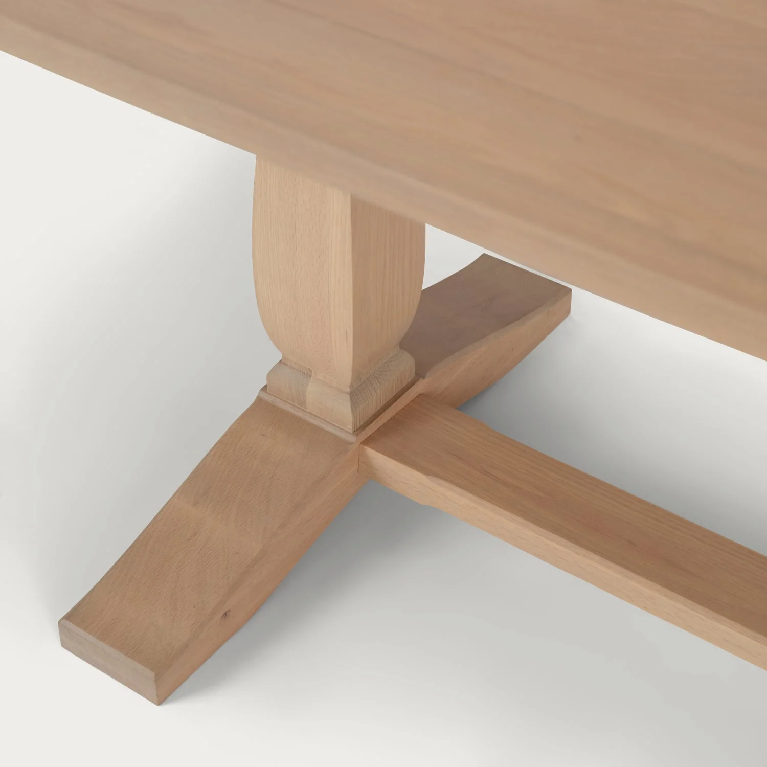 Harrogate 6-10 Seater Extendable Oak Dining Table - Image 5
