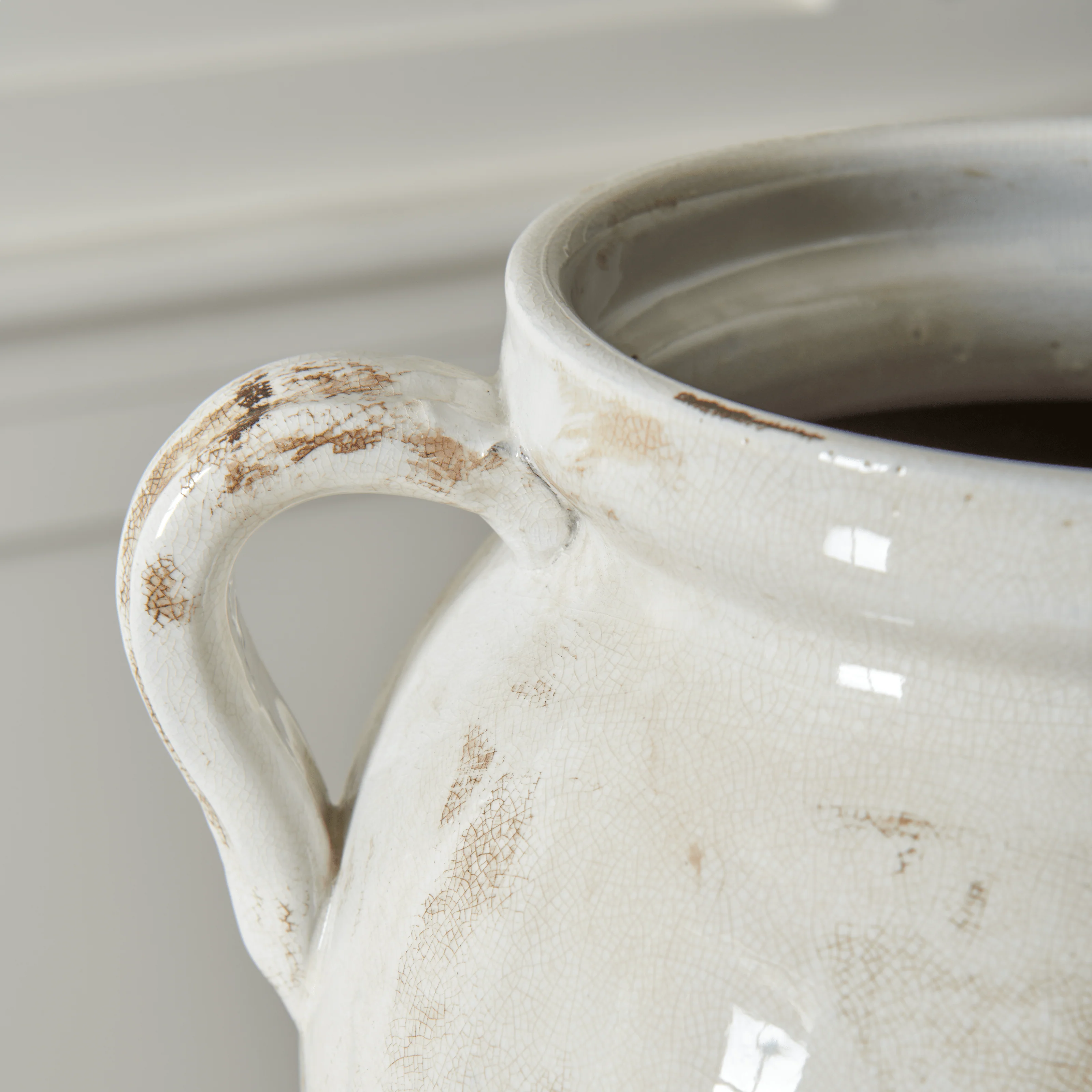 Haybrook Round Vase, Snow - Image 4