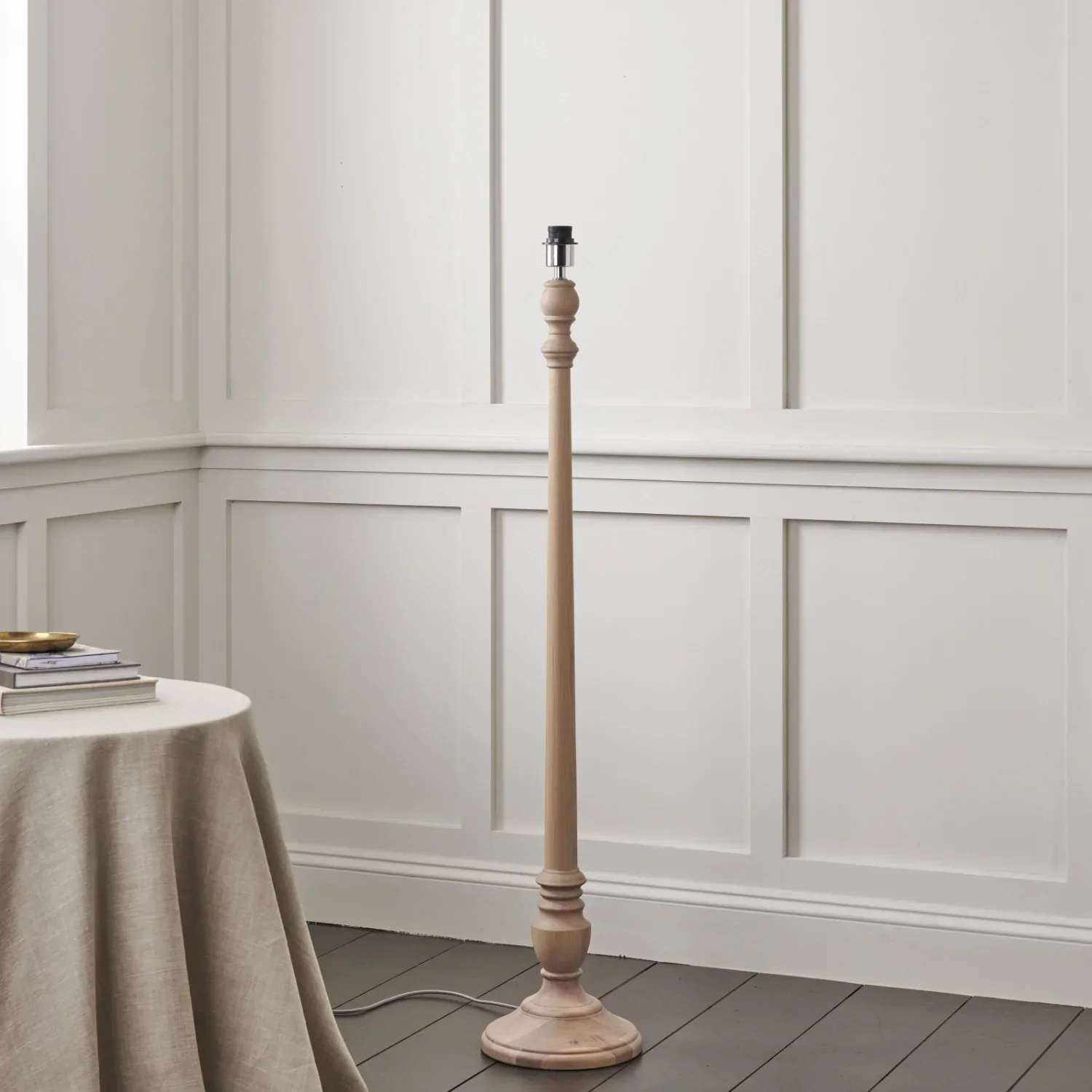 Highgate Oak Floor Lamp - Image 17