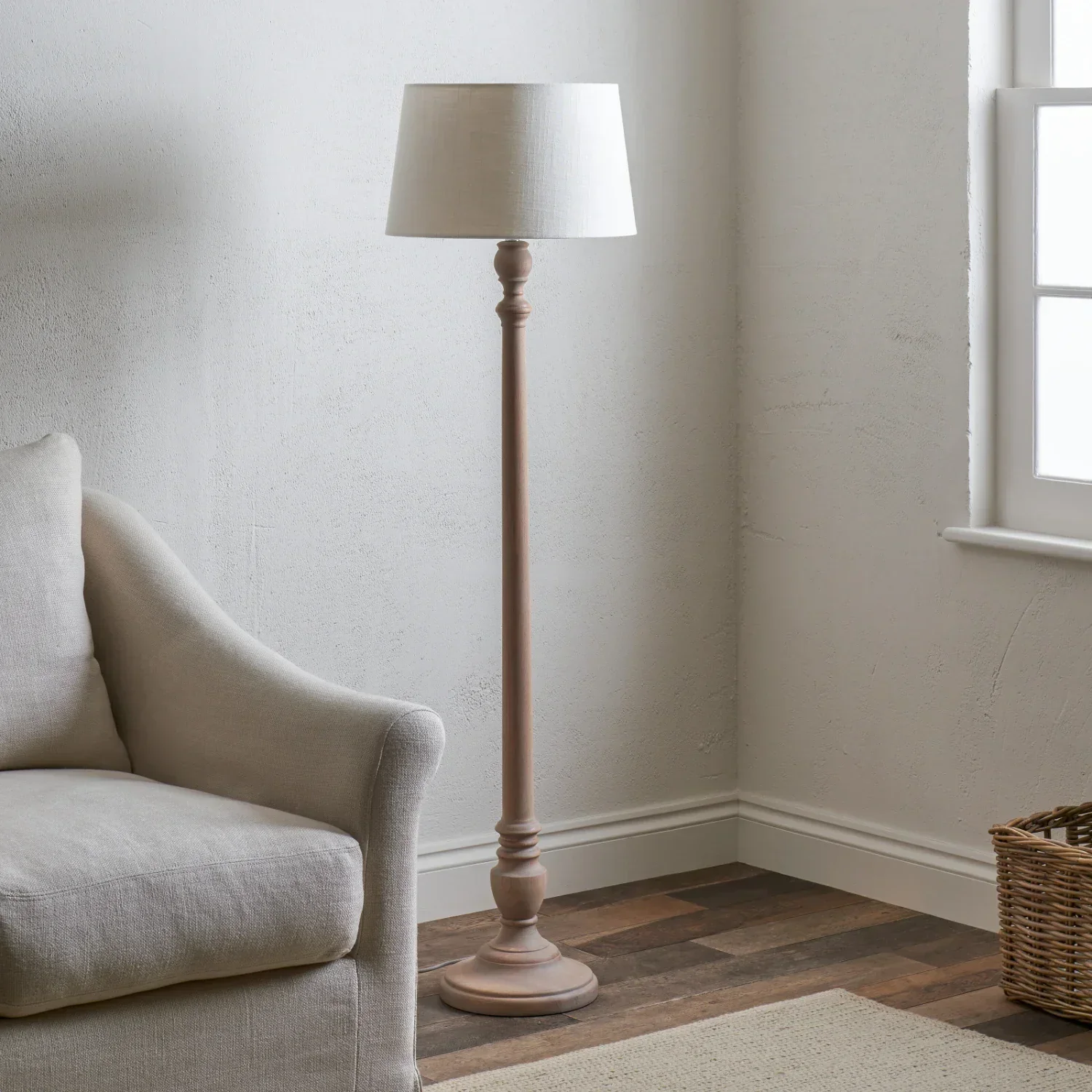 Highgate Oak Floor Lamp - Image 2