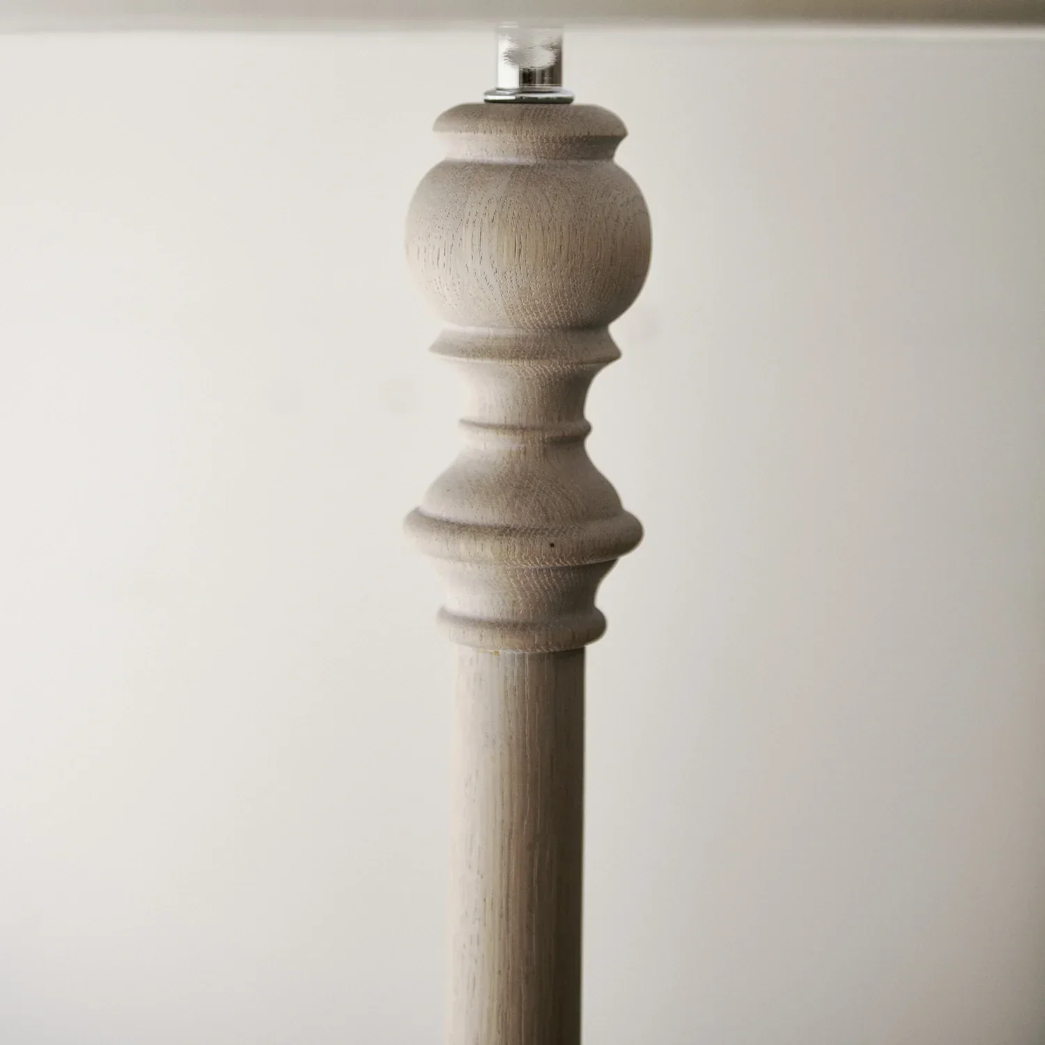 Highgate Oak Floor Lamp - Image 3