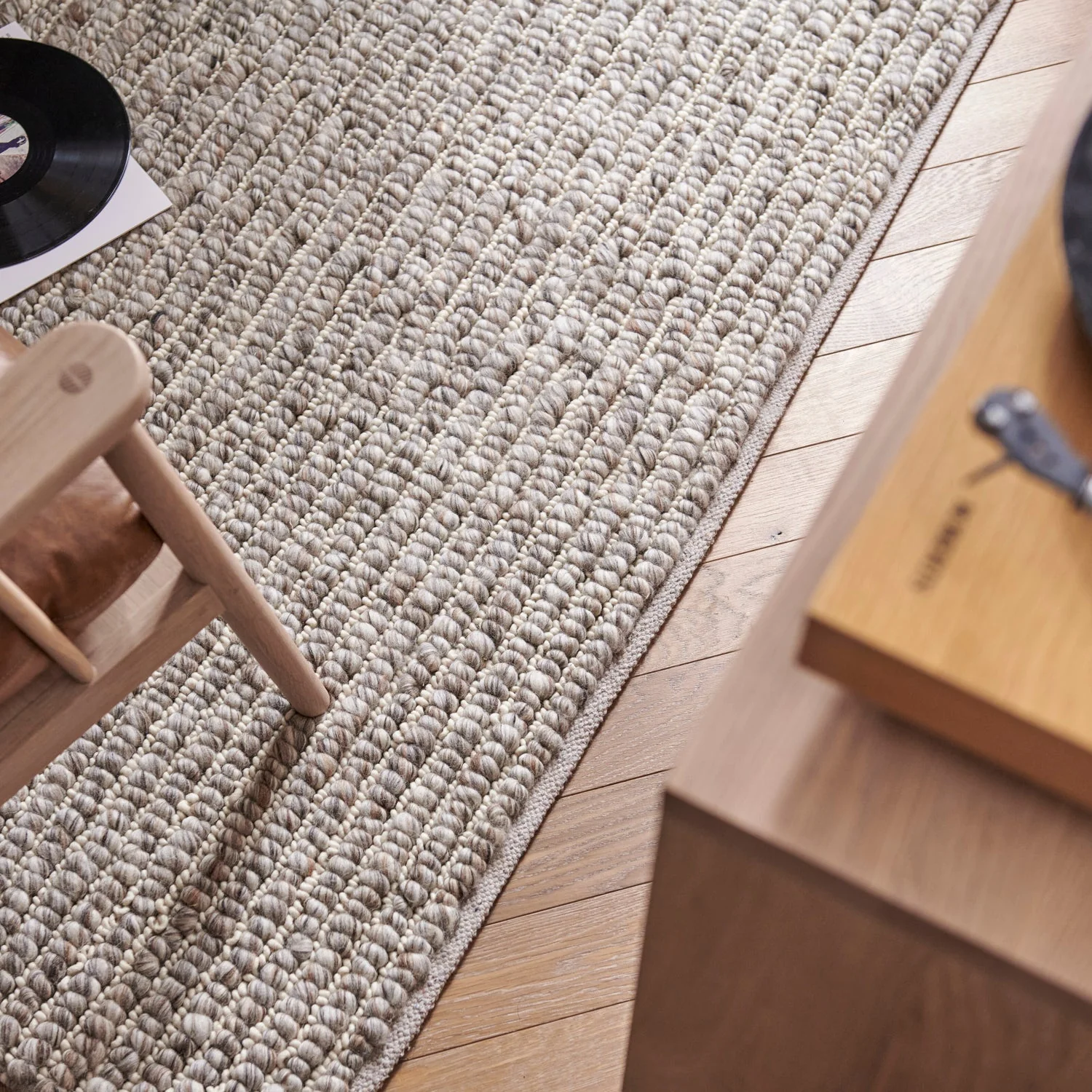 Laith Rug 300x400cm - Grey - Image 2