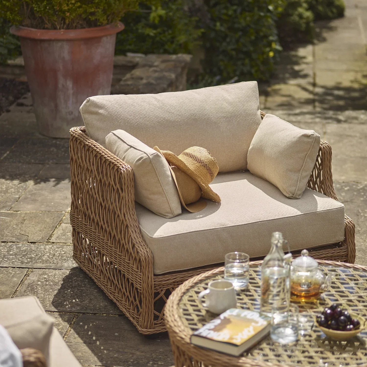Longmeadow Wicker Garden Armchair Set with Coffee Table - Image 3