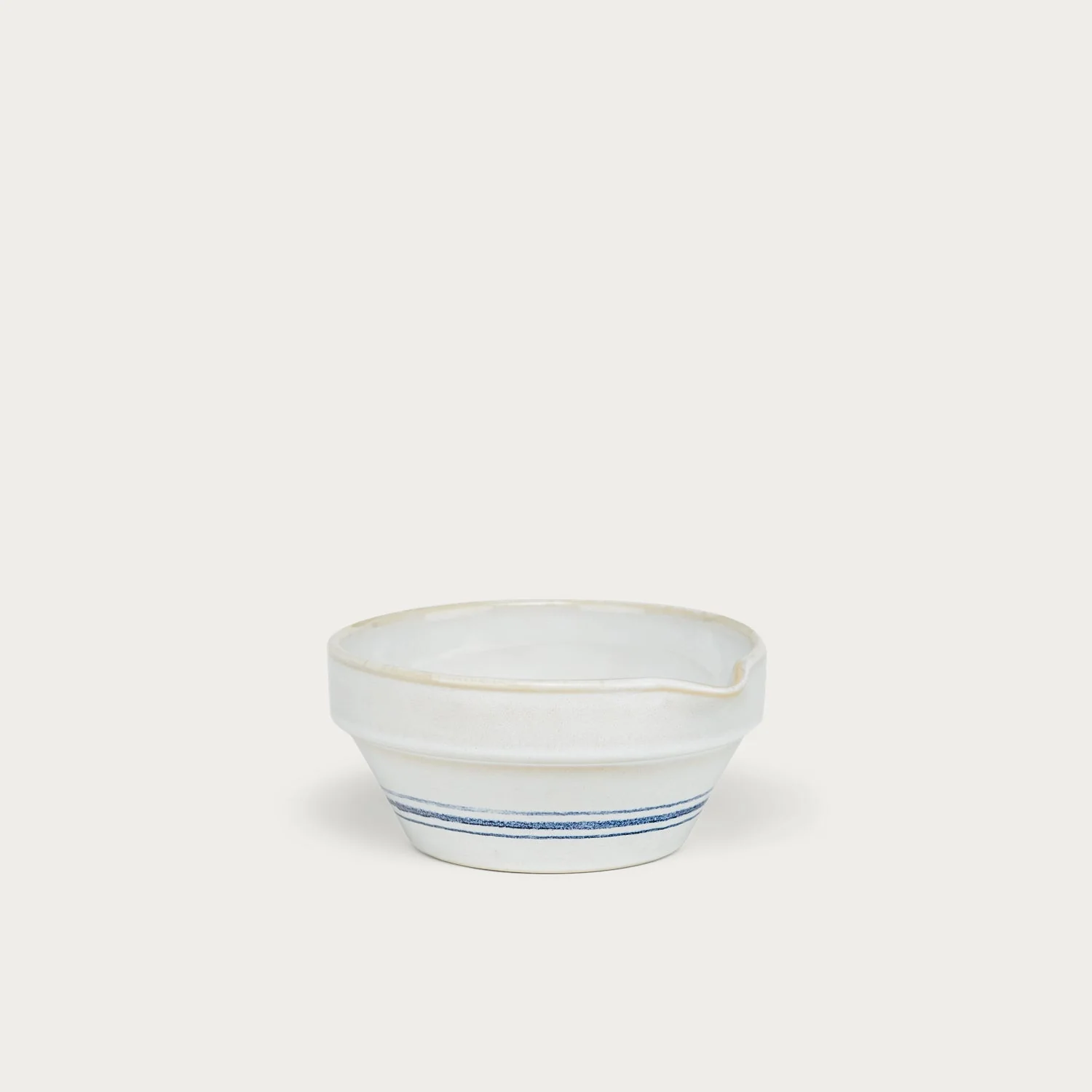 Melbury Stoneware Pouring Bowl - Image 3
