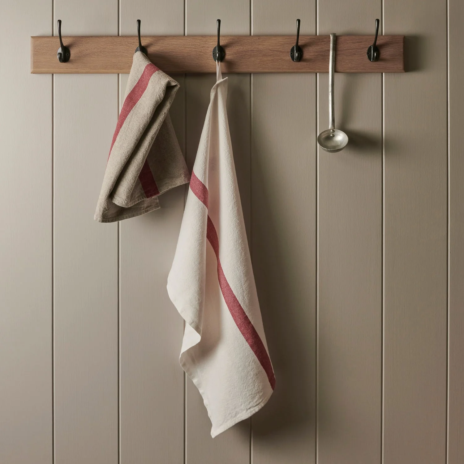 Quinn Linen Stripe Tea Towel - Image 8