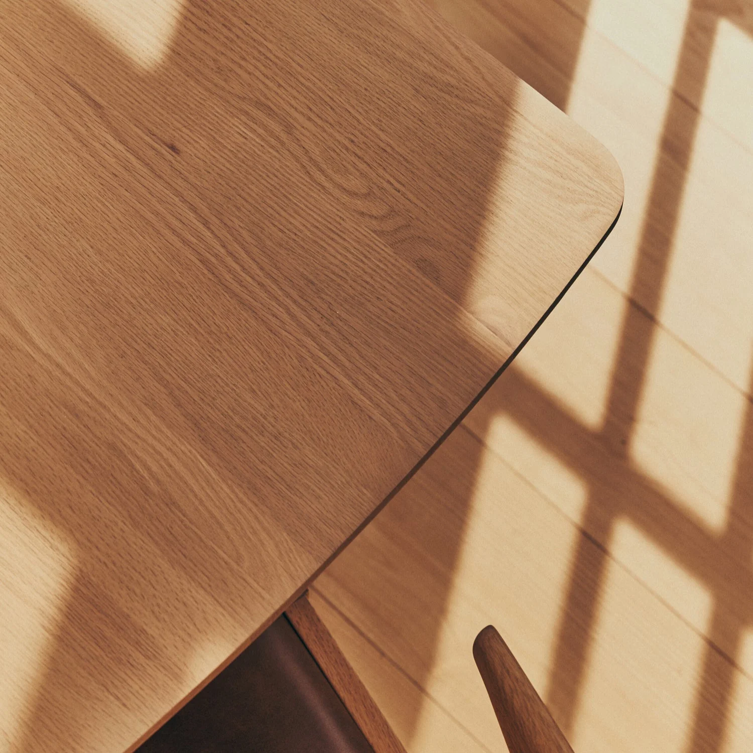 Renewed - Borough 8 Seater Oak Dining Table - Image 6
