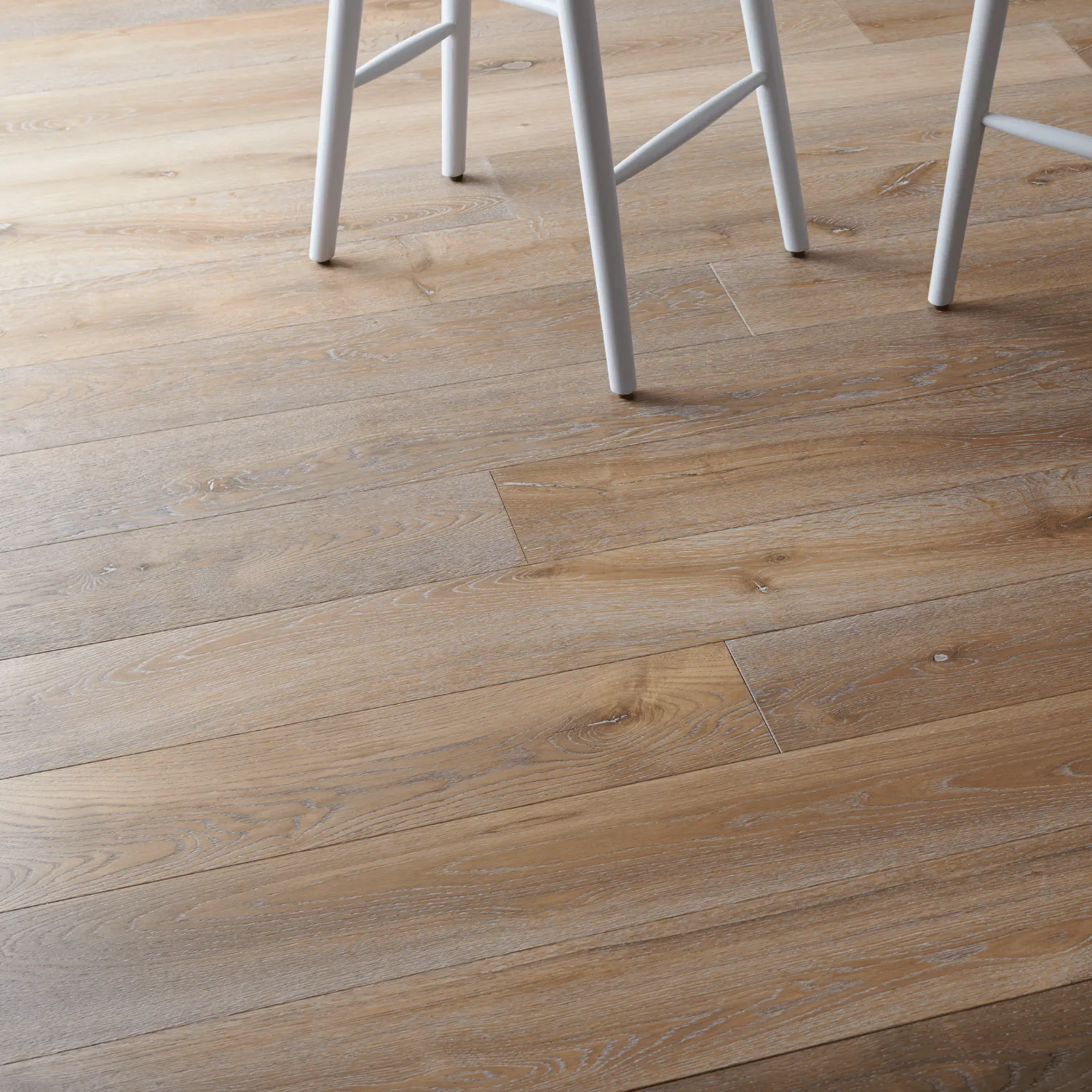 Savernake Engineered Oak Flooring 15mm x 180mm, Dark Vintage
