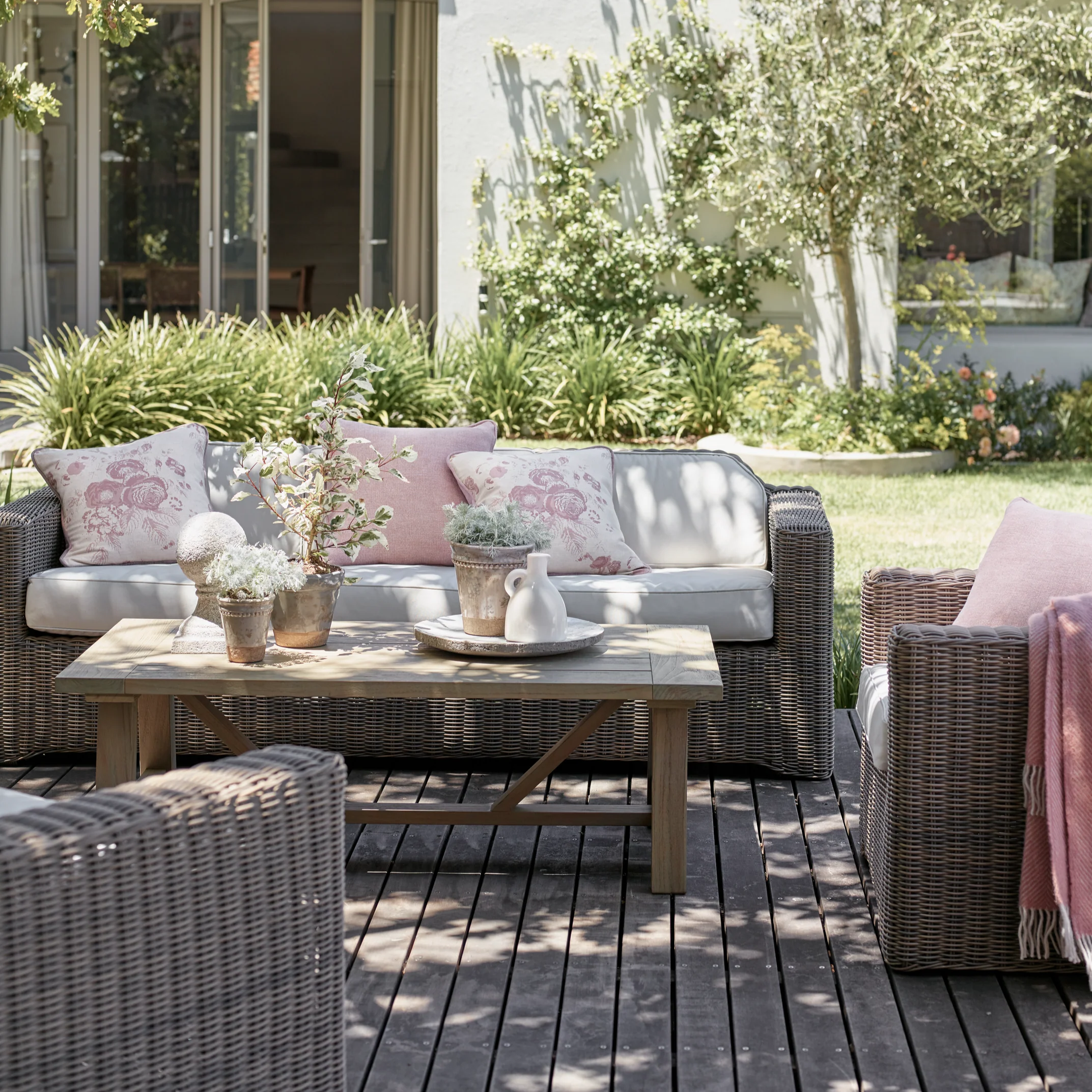 Stanway Teak Garden Coffee Table - Image 3