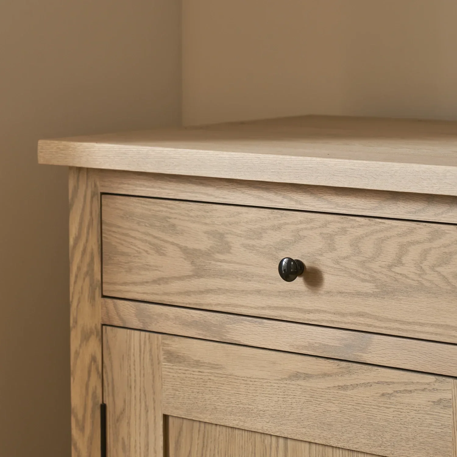 Suffolk 4ft Oak Sideboard - Image 6